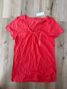 LOFT Red Scoop Neck Short Sleeve Tee